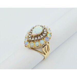 Vintage 18K Karat Solid Yellow Gold Designer Opal & Diamond Ring - Size 7.25